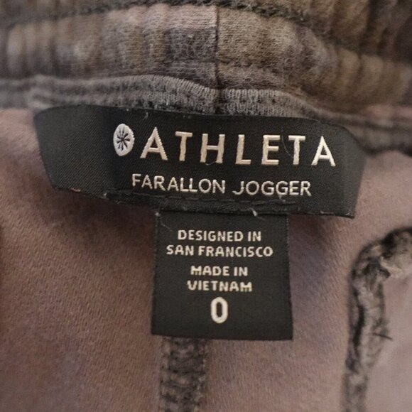 Athleta Farallon jogger women's 0 urban camo - Picture 9 of 10